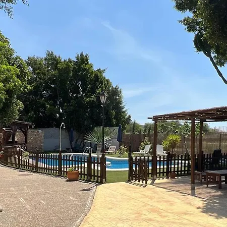 Apartamento Casa Duende En De Con Piscina